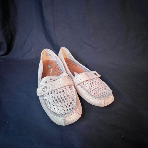 Baretraps Women's Oakes Moccasins Metallic Gold Suede loafer shoe Size 7.5‎ - Picture 6 of 12